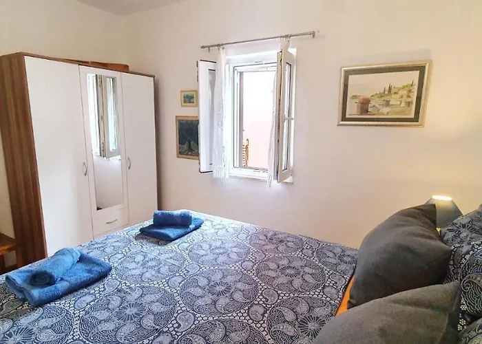 Mikula Сasa de vacaciones Maslinica