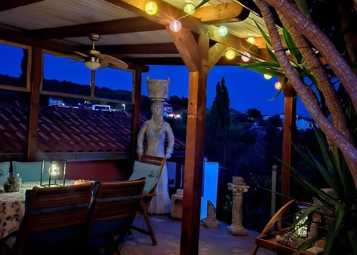 Mikula Holiday home Maslinica