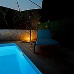 Mikula Сasa de vacaciones Maslinica