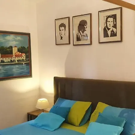 بيت للعطل Mikula *