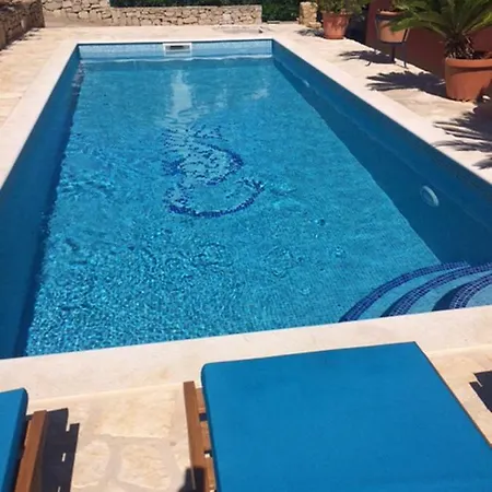 بيت للعطل Mikula